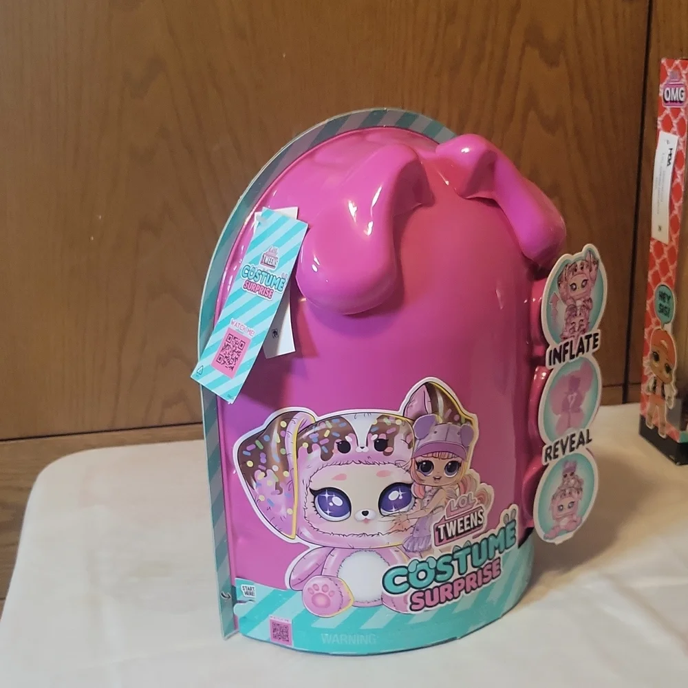 L.O.L. Surprise! Costume Surprise Inflatable Toy - Pink